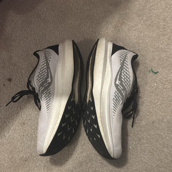 SAUCONY ENDORPHIN - Picture 2 of 9